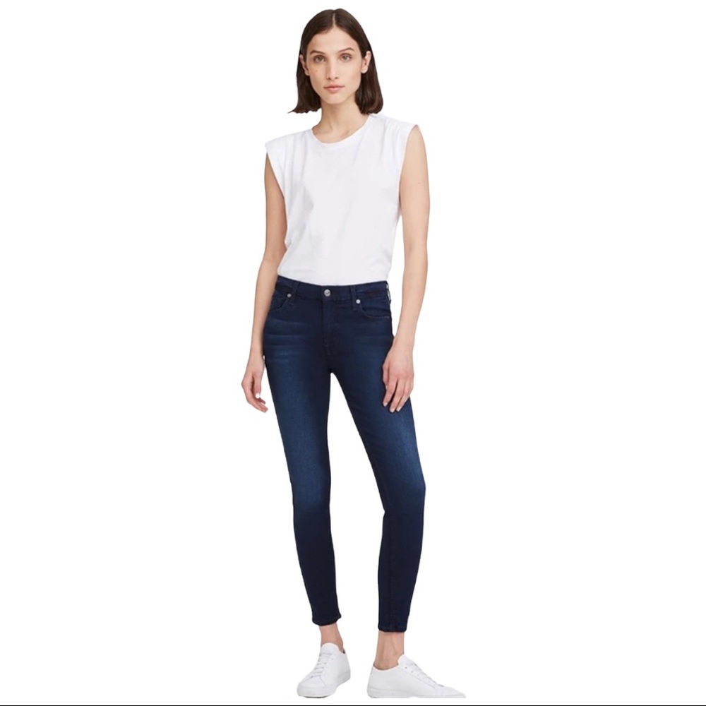 7 for all mankind stretchy the Skinny jeans. Size 30.